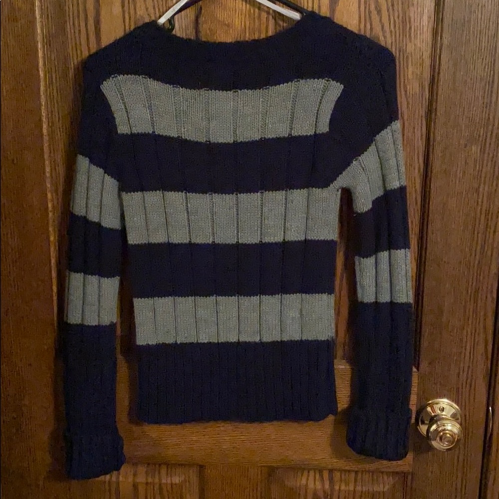 Sweater - Picture 3 of 3